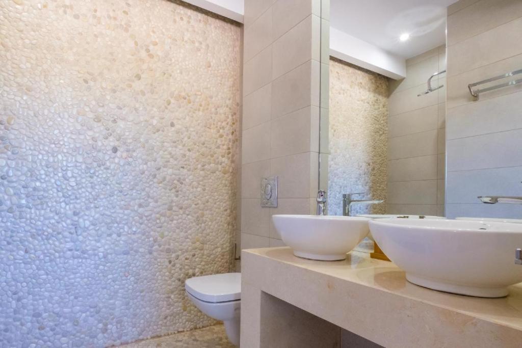 La Perla Di Barla Seafront Apartment Kanalos