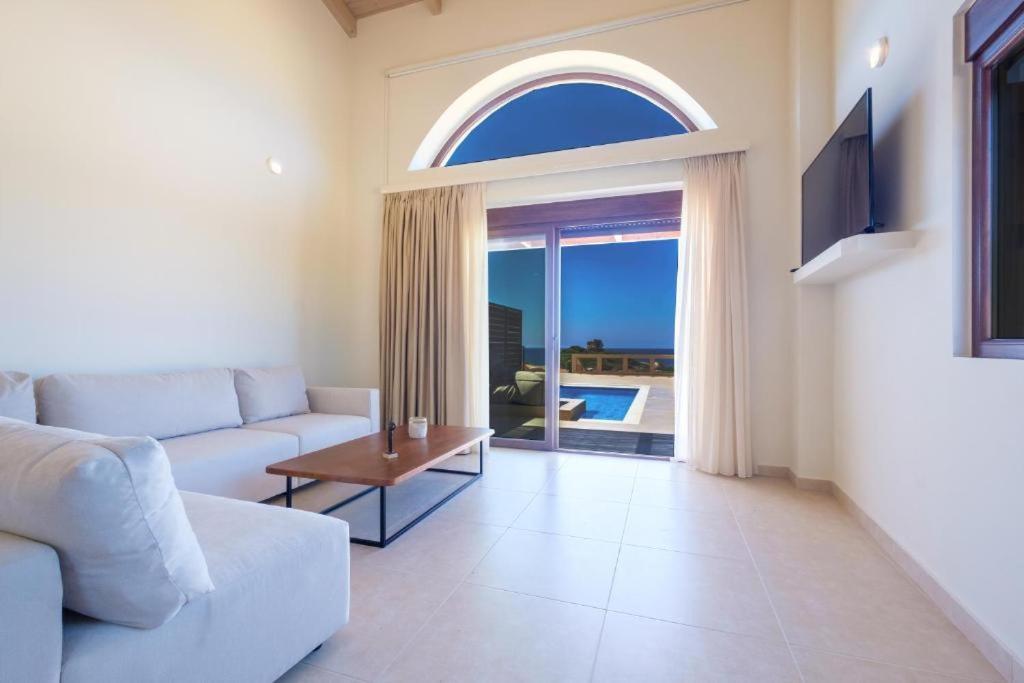 La Perla Di Barla Seafront Apartment
